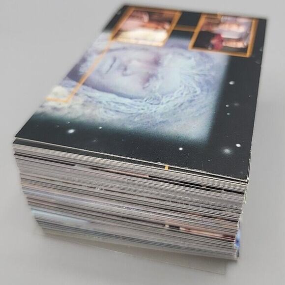 Star Trek Voyager Season 2 #'s 91-199 Base Set Trading Cards - Picture 4 of 6